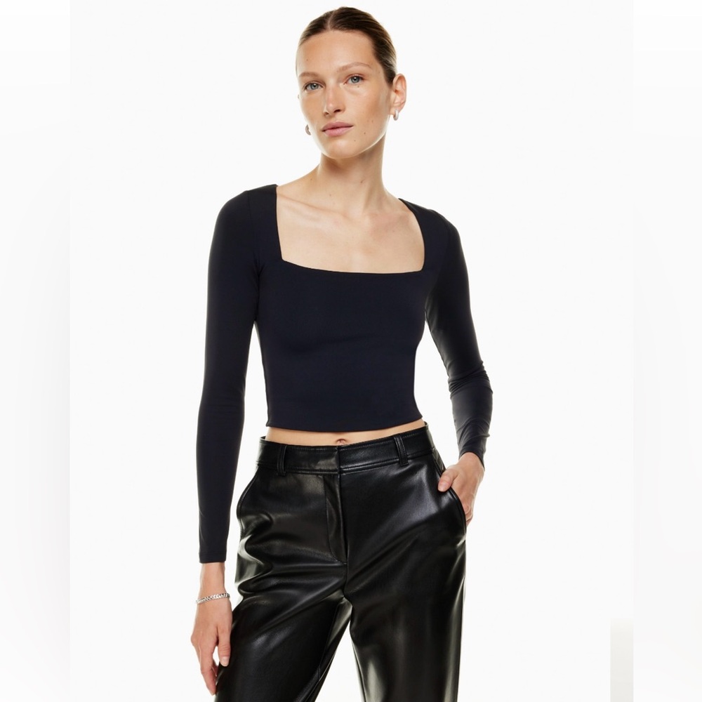 Artizia Contour Squareneck Longsleeve S